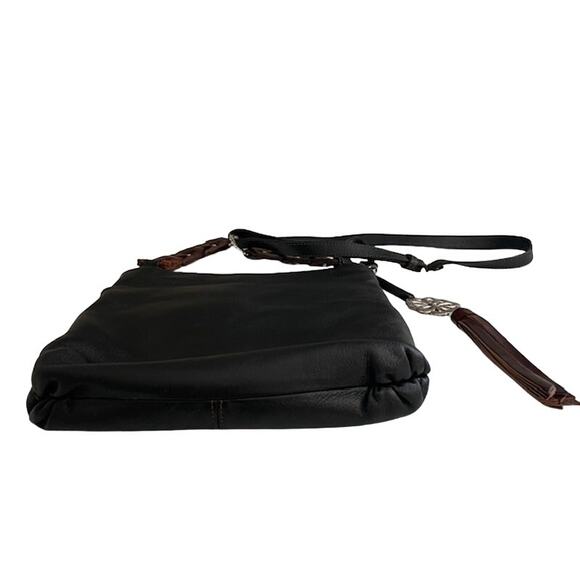 Brighton women's koda black & brown soft leather crossbody. - Picture 10 of 16